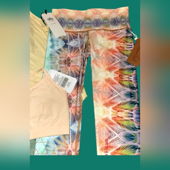 *NWTS* ALO TANK* FABLETIC BRALETTE* VICTORIA SECRETS* TANK ~ NIGAMA SOL SZ. MED - Picture 3 of 6